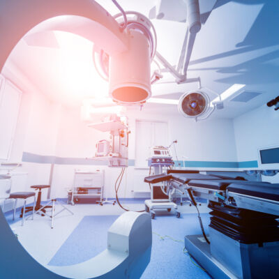 modern-equipment-operating-room-medical-devices-neurosurgery (1)